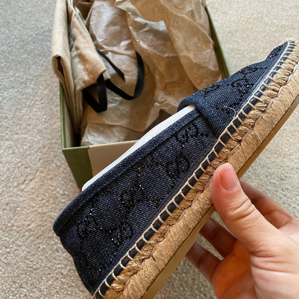 Gucci Navy Espadrille Slip-Ons - Picture 2 of 4